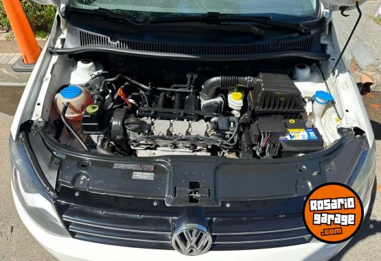 Autos - Volkswagen SURAN CONFORTLINE 2013 Nafta 163000Km - En Venta