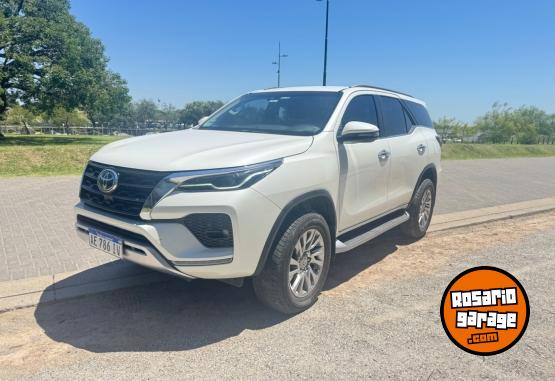 Camionetas - Toyota SW4 2021 Diesel 50000Km - En Venta