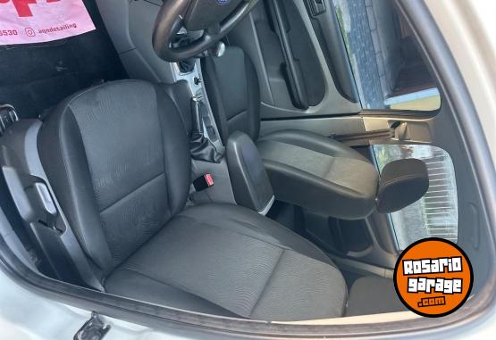 Autos - Ford Focus 2012 Nafta 181000Km - En Venta