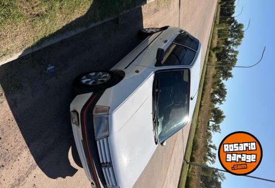 Autos - Peugeot 205 1998 Nafta 228000Km - En Venta