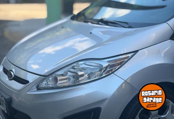 Autos - Ford Fiesta Titanium 1.6 2013 Nafta 130000Km - En Venta