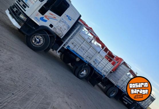 Camiones y Grúas - Vendo Excelente Estado - En Venta