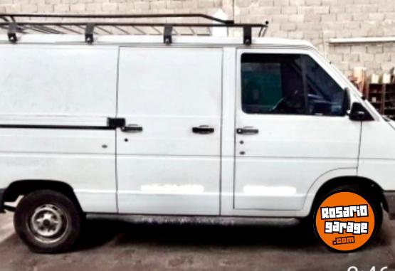 Utilitarios - Renault Trafic 1.4 1996 GNC 7000Km - En Venta