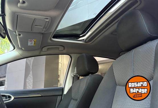 Autos - Nissan Sentra sr 2020 Nafta 70000Km - En Venta