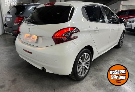 Autos - Peugeot 208 Feline 2020 Nafta 18200Km - En Venta