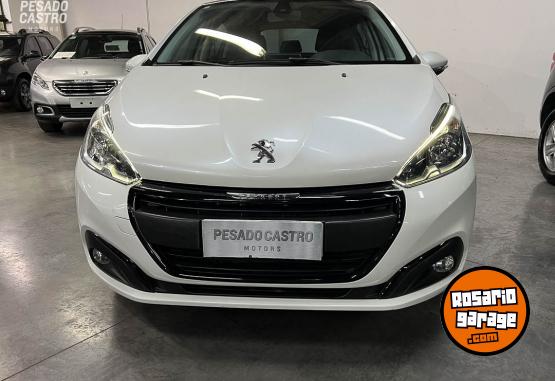 Autos - Peugeot 208 Feline 2020 Nafta 18200Km - En Venta