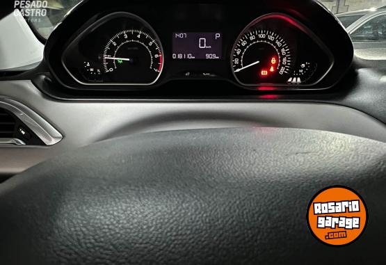 Autos - Peugeot 208 Feline 2020 Nafta 18200Km - En Venta