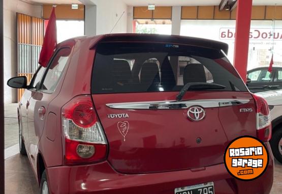 Autos - Toyota TOYOTA ETIOS XLS 2014 Nafta 120000Km - En Venta