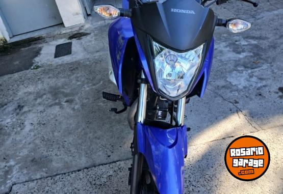 Motos - Honda Twister 125 2024 Nafta 14000Km - En Venta