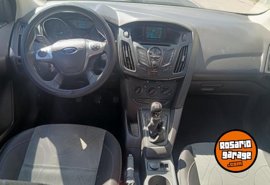 Autos - Ford Focus 2015 Nafta 121700Km - En Venta