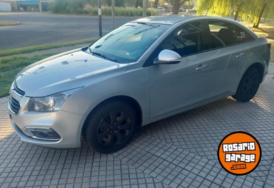 Autos - Chevrolet CRUZE LT 1.8 4P 2015 Nafta 80000Km - En Venta