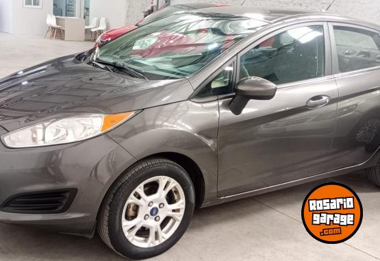 Autos - Ford Fiesta 1.6 Se Plus 2015 Nafta 96239Km - En Venta
