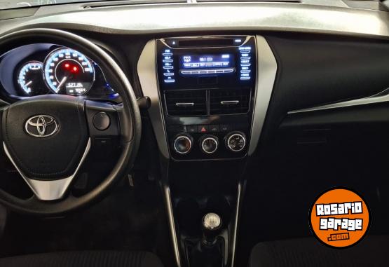 Autos - Toyota Yaris XS 2018 Nafta 70000Km - En Venta