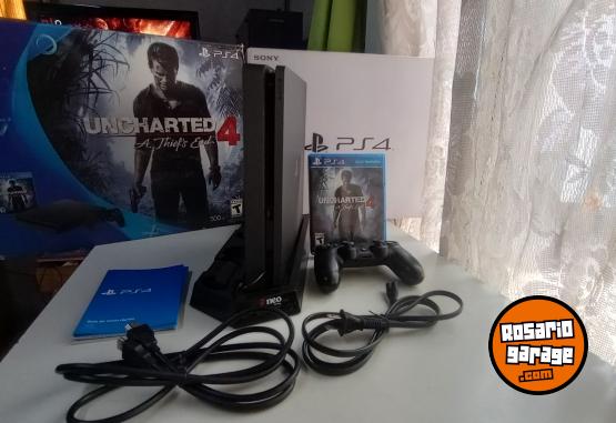 Electrónica - PS4 Slim 500GB Edición Especial Uncharted 4 - ESTADO COLECCIÓN (Sello de Fábrica) - En Venta