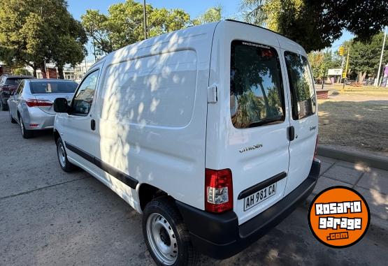 Utilitarios - Citroen BERLINGO FURGON HDI 2025 Diesel 0Km - En Venta