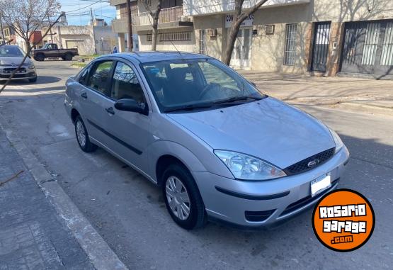 Autos - Ford Focus 2007 Nafta 180000Km - En Venta