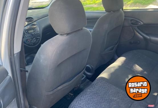 Autos - Ford Focus 2007 Nafta 180000Km - En Venta