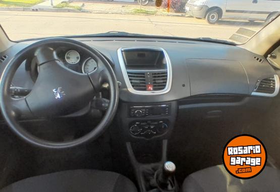 Autos - Peugeot 207 ALLURE 5 PTAS. 2014 Nafta 86900Km - En Venta