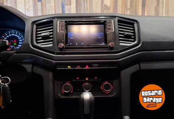 Camionetas - Volkswagen Amarok 2023 Diesel 120000Km - En Venta