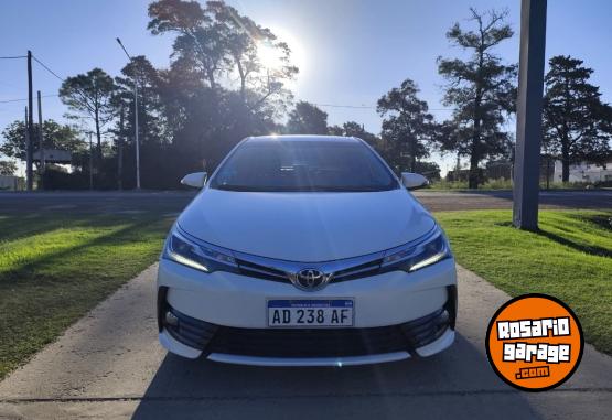 Autos - Toyota Corolla XEI Pack 1.8 CVT 2018 Nafta 75400Km - En Venta