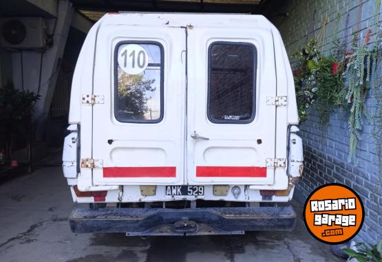 Camionetas - Peugeot 504 1996 Diesel 450000Km - En Venta