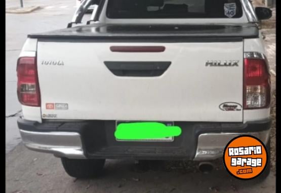 Camionetas - Toyota Hilux 4x2 D/X 2018 Diesel 128500Km - En Venta