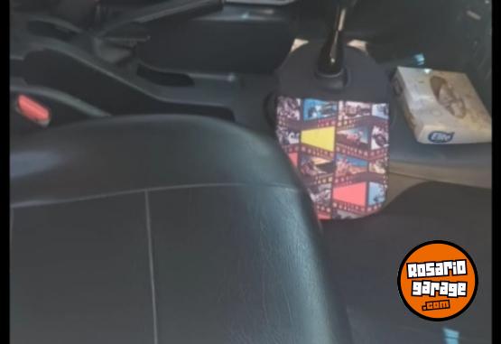 Camionetas - Toyota Hilux 4x2 D/X 2018 Diesel 128500Km - En Venta