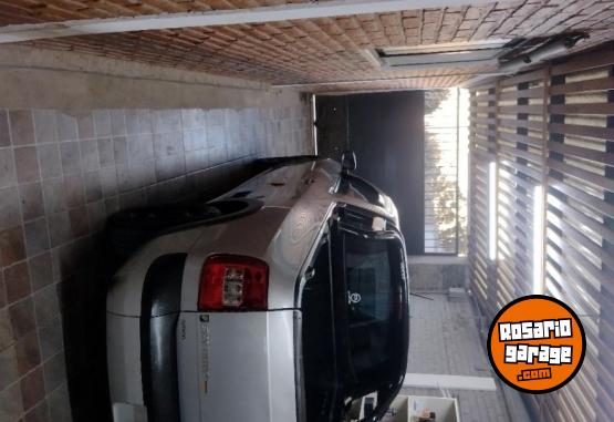 Utilitarios - Volkswagen Saveiro 2011 Nafta 111111Km - En Venta