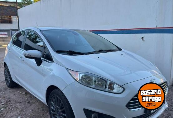Autos - Ford fiesta TITANIUM AT 2015 Nafta 73000Km - En Venta
