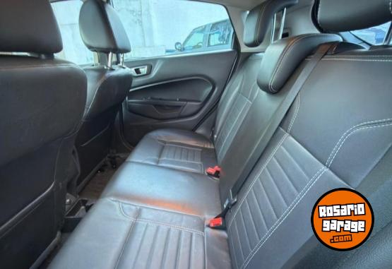 Autos - Ford fiesta TITANIUM AT 2015 Nafta 73000Km - En Venta