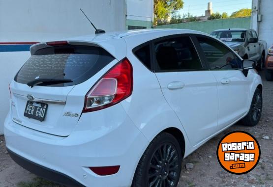 Autos - Ford fiesta TITANIUM AT 2015 Nafta 73000Km - En Venta