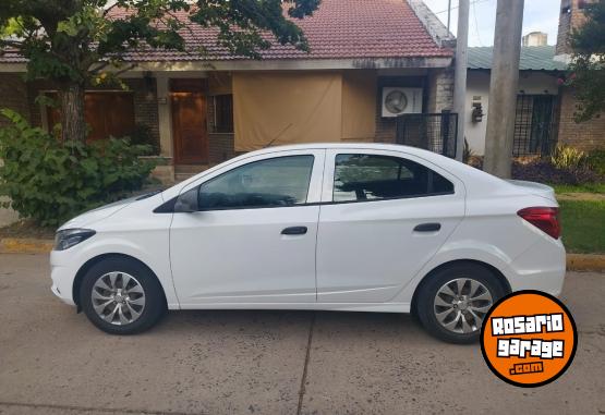 Autos - Chevrolet Prisma fiesta ónix Ka 2017 GNC 118000Km - En Venta
