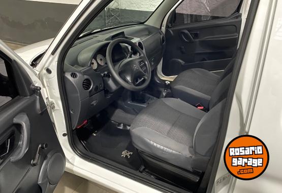 Utilitarios - Citroen Berlingo 2016 Diesel 142000Km - En Venta