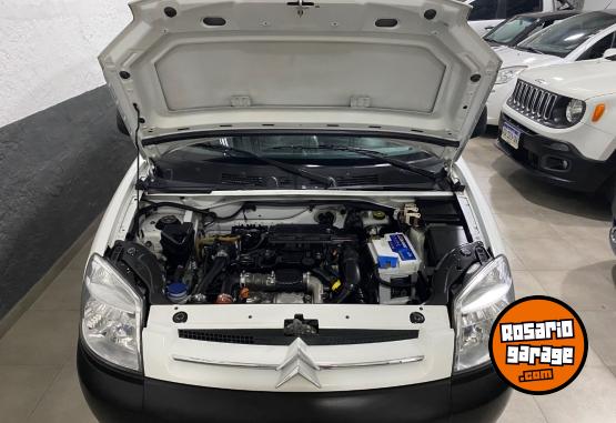 Utilitarios - Citroen Berlingo 2016 Diesel 142000Km - En Venta