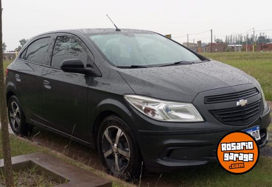 Autos - Chevrolet Onix joy 2017 Nafta 100000Km - En Venta