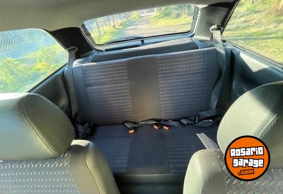 Autos - Volkswagen Gol Power 2005 Nafta 80000Km - En Venta