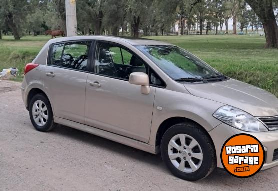 Autos - Nissan 2011 2011 GNC 150000Km - En Venta
