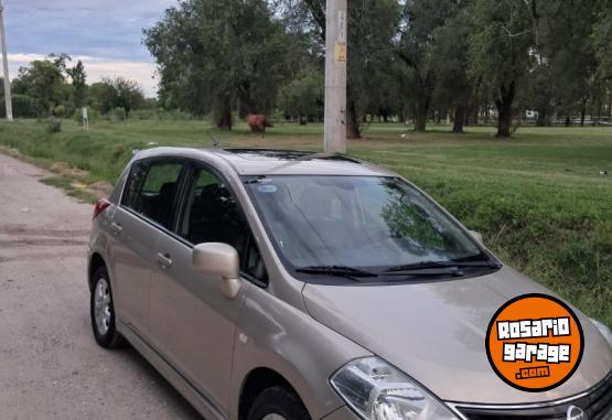 Autos - Nissan 2011 2011 GNC 150000Km - En Venta