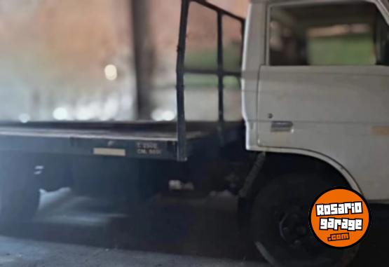 Camiones y Gr�as - TOYOTA DYNA - En Venta