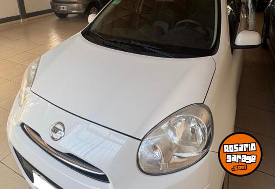 Autos - Nissan March 2013 Nafta 61000Km - En Venta