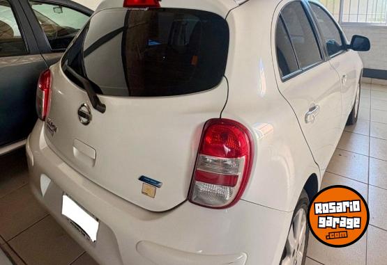 Autos - Nissan March 2013 Nafta 61000Km - En Venta