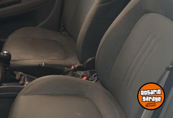 Autos - Fiat Punto 2015 GNC 147000Km - En Venta