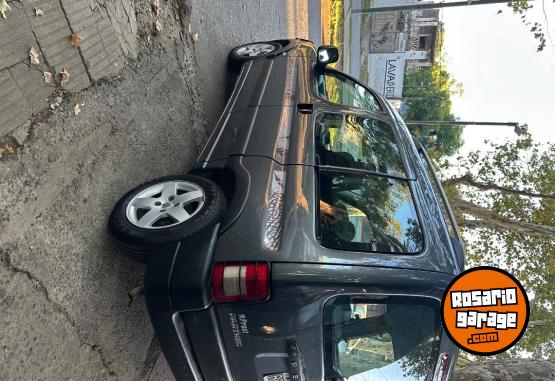 Utilitarios - Peugeot Patagonica 2015 Nafta 146000Km - En Venta