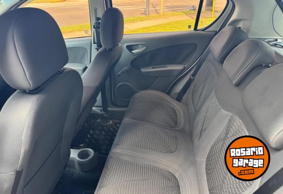 Autos - Fiat PALIO ATTRACTIVE 1.4 5P 2013 GNC 150000Km - En Venta