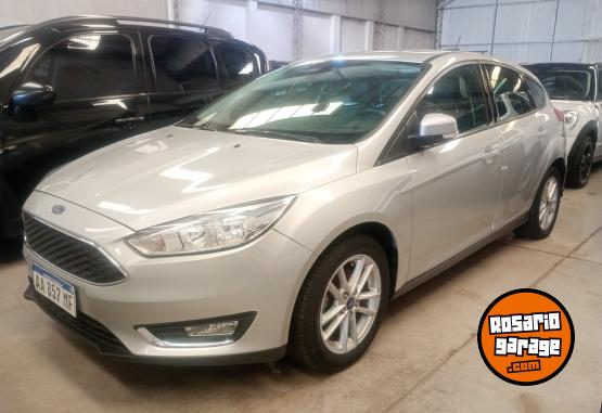 Autos - Ford Focus 2016 Nafta 121000Km - En Venta
