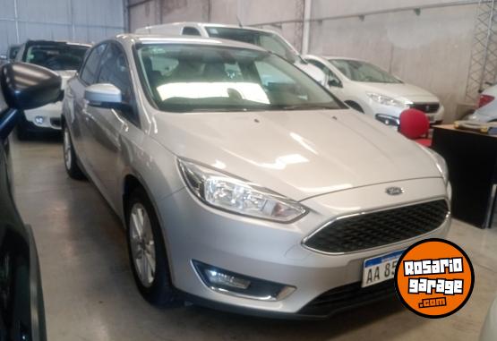 Autos - Ford Focus 2016 Nafta 121000Km - En Venta