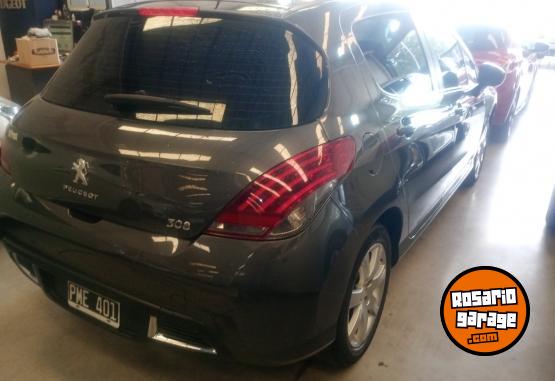 Autos - Peugeot 308 2016 Nafta 102000Km - En Venta