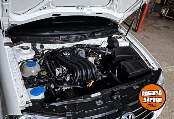 Autos - Volkswagen Bora 2010 Nafta 150000Km - En Venta