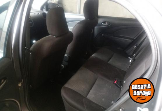 Autos - Toyota Etios 2022 Nafta  - En Venta