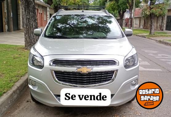 Autos - Chevrolet Spin 2017 GNC 125000Km - En Venta